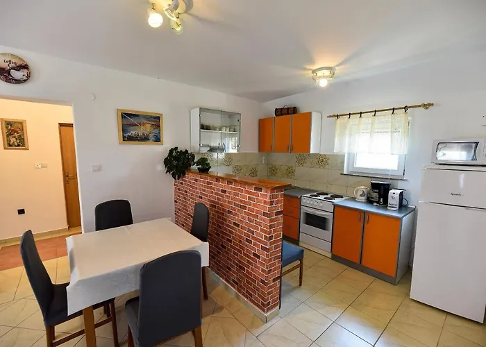 Radicevic 아파트 *